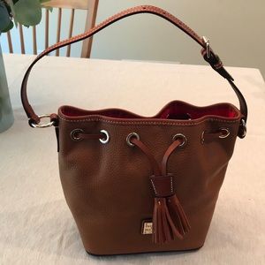 Dooney&Bourke pebble grain drawstring bag